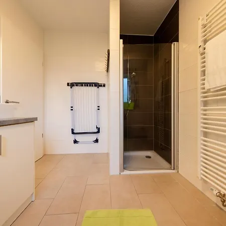 아파트 Lilli Marleen 9-1-1 Eg *