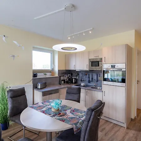 Lilli Marleen 9-1-1 Eg *