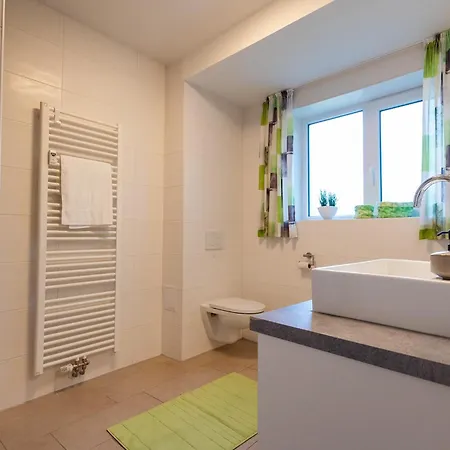 Apartment Lilli Marleen 9-1-1 Eg
